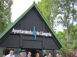 Encuentro de los alcaldes del Valle del Nalón en el stand de Langreo