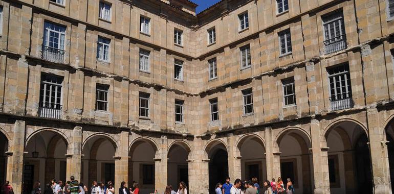 La Universidad Católica de Valencia clausura los cursos de verano con  más de 70 ponentes y 150 alumnos