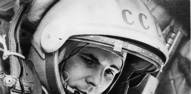 Y Gagarin contempló la tierra...
