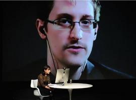 "Hostiles a la privacidad": Snowden llama a salirse de Dropbox, Facebook y Google 