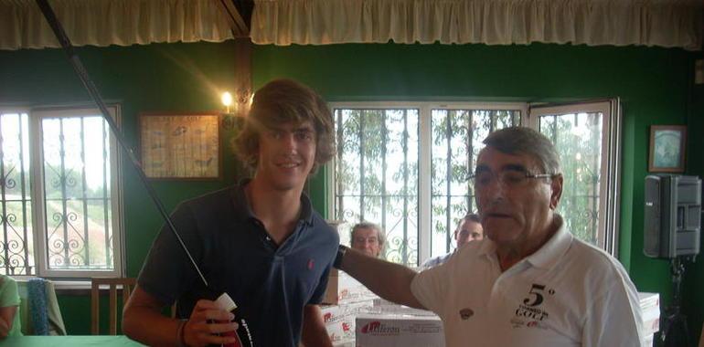 Rafael Cardín y Pablo Rodríguez, ganadores del Torneo Lisfersa en Villaviciosa