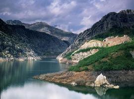 La reserva hidráulica en Asturias, al 61 %, inferior a la media