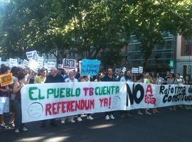 15 M protesta contra la próxima reforma de la Constitución sin referéndum