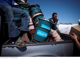 UNICEF envía 90.000 botellas más de agua a Trípoli