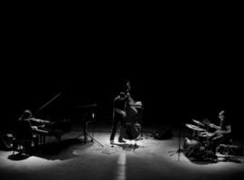 “Sumrrá”, una de las mejores formaciones del jazz nacional, llega este jueves al Filarmónica
