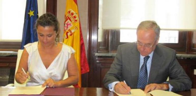 Igualdad firma un convenio para promover el acceso de mujeres a puestos directivos en empresas públicas 