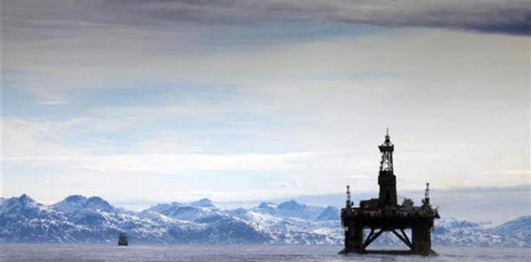 Greenpeace denuncia el plan de contingencias ante vertidos de Cairn Energy en el Ártico por inadecuado