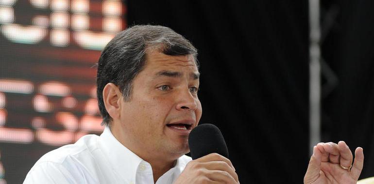 Abogado del Presidente Correa critica a El Universo por su falta de profesionalismo .