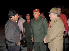 Raúl Castro recibe a presidentes de Venezuela y Bolivia 
