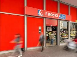 Eroski vende sus hipermercados, 2 en Asturias, a Carrefour