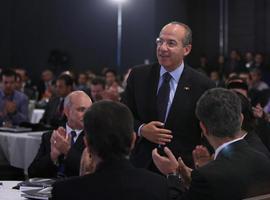 Calderón apuesta por combatir la criminalidad hasta sus impulsores y llama a los poderes del Estado