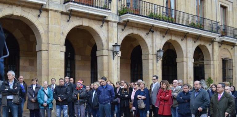 Oviedo, y la comunidad de Bomberos guardan luto por Eloy Palacio