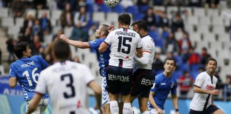 El Real Oviedo pierde por la mínima ante el Huesca 