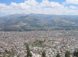 Tres niños fallecidos y 50 hospitalizados por una intoxicación por pesticidas en Cajamarca, Perú