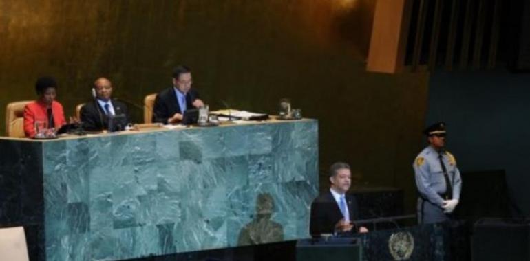 Fernández propone en ONU gravar las transacciones financieras internacionales 