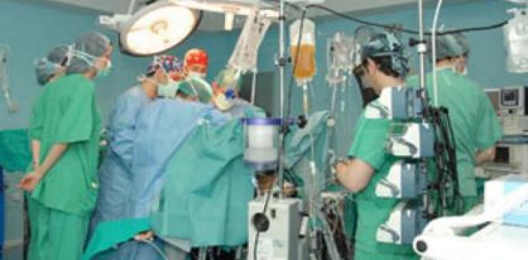 El  Reina Sofía realiza por primera vez un trasplante combinado de hígado y riñón a dos menores 