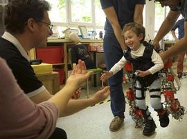 España patenta el primer exoesqueleto infantil del mundo para atrofia muscular espinal