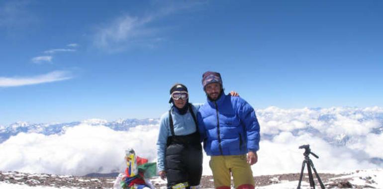 Rosa Fernández alcanza los 6.900 metros 