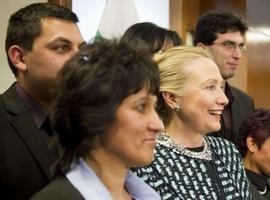 Unión Romaní pide el voto de los gitanos a Hillary Clinton