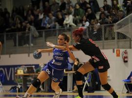 Gran victoria y liderato del ANSA Oviedo Balonmano Femenino 