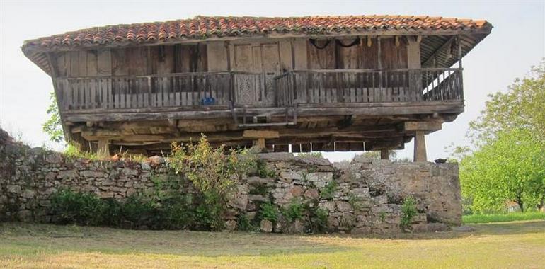 Podemos Asturias denuncia deficiente gestión en las ayudas a hórreos de Ponga