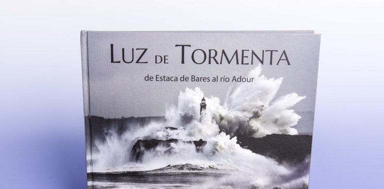 Los temporales en el mar Cantábrico en Luz de tormenta, de Julio Herrera