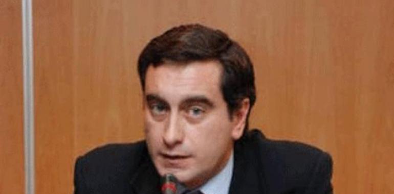Del Riego asegura que el Gobierno asturiano paga a todos sus proveedores 