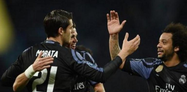 El Real Madrid en cuartos de final tras vencer al Nápoles (3-1)