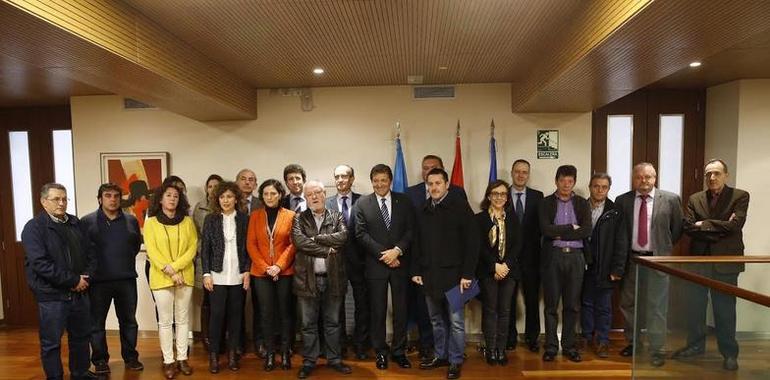 Javier Fernández: Defenderé las infraestructuras que Asturias necesita