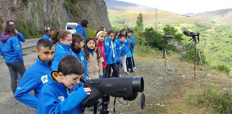 18 menores en situación vulnerable visitaron Fuentes del Narcea con CaixaProInfancia