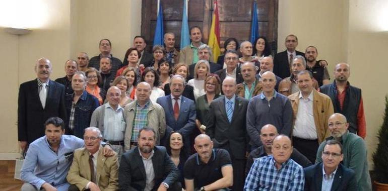 Oviedo reconoce el día de Santa Rita a sus mejores empleados públicos