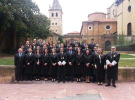 El Colegio de Abogados de Oviedo acogió el acto de juramento de 17 nuevos letrados