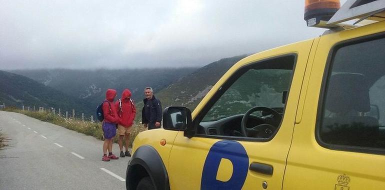 Rescatados dos peregrinos perdidos en la niebla en Allande