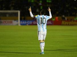 ‘San Messi’ guía a Argentina a Rusia 2018 