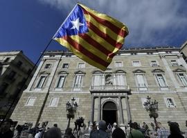 Maza y Navajas impulsan la fuga de Puigdemont, cuyo partido concurrirá al 21D