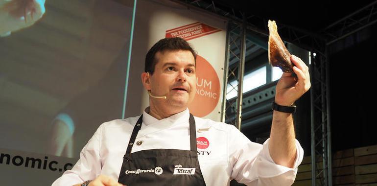 El chef asturiano Marcos Morán participó ayer en el Fòrum Gastronòmic de Girona