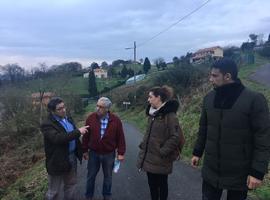 Los concejales de IU de visita por los caminos San Cipriano de Pando