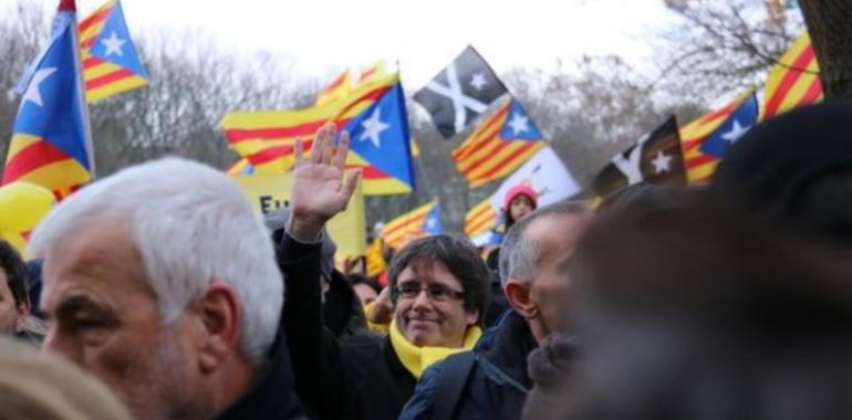 45 mil catalanes reclaman apoyo de Europa en Bruselas 