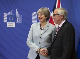 UE y Reino Unido cierran primer acuerdo para el brexit