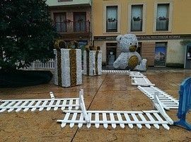 La policía tiene grabados a los vándalos de la iluminación navideña de Oviedo