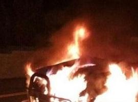 Incendio destruye dos furgonetas en Pola de Laviana