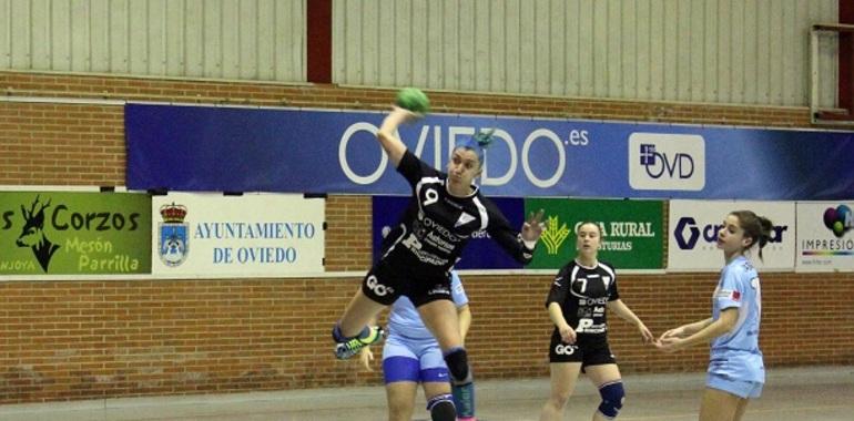 El Oviedo Balonmano Femenino suma su tercera victoria consecutiva