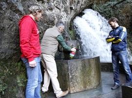 Aguas de Covadonga para hermanar el Sella y el Río Negro