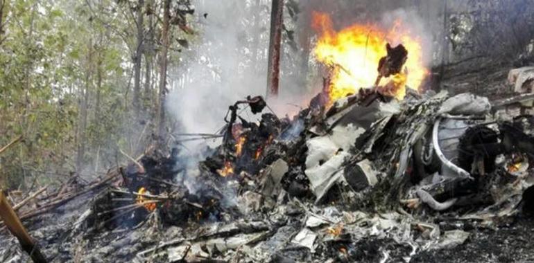 12 fallecidos al estrellarse un avión en Costa Rica