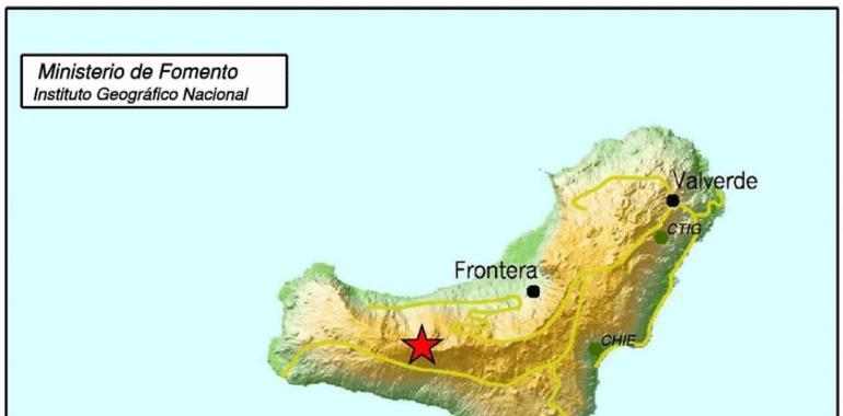 La erupción submarina en El Hierro, sin riesgo para la población