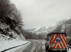 Ligera mejoría en las comunicaciones asturianas, a la espera de más nieve