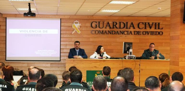 La Guardia Civil de Oviedo se forma en violencia de género