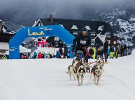 Trail Blanco y Trofeo de Mushing compitiendo por Valgrande-Pajares
