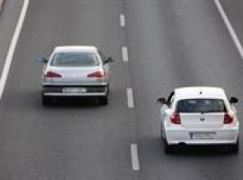 Ante los desplazamientos de Semana Santa, revisión del vehículo para prevenir accidentes 