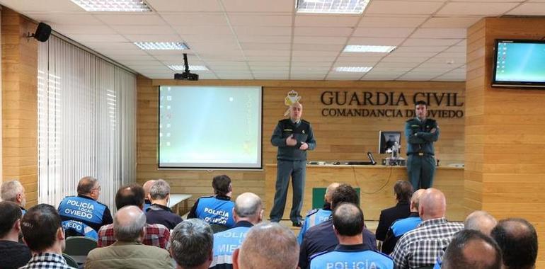La Guardia Civil informa a las policías locales de Asturias sobre atentados terroristas
